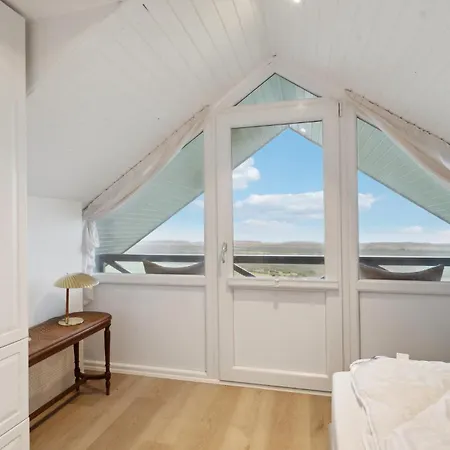 Σπίτι διακοπών 3 Bedroom Amazing In *