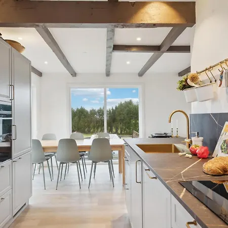 Σπίτι διακοπών 3 Bedroom Amazing In