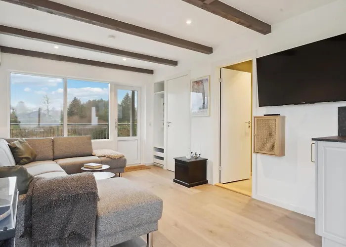 3 Bedroom Amazing In Ferienhaus